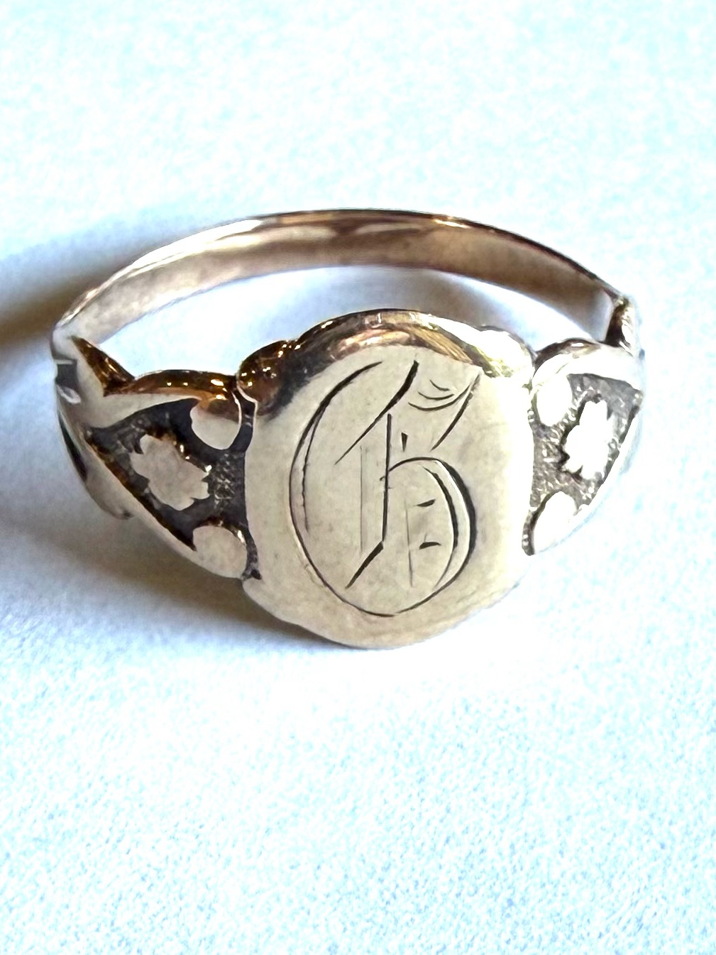 Monogram 10k Gold Signet Ladies Ring Late Victorian  Edwardian Style